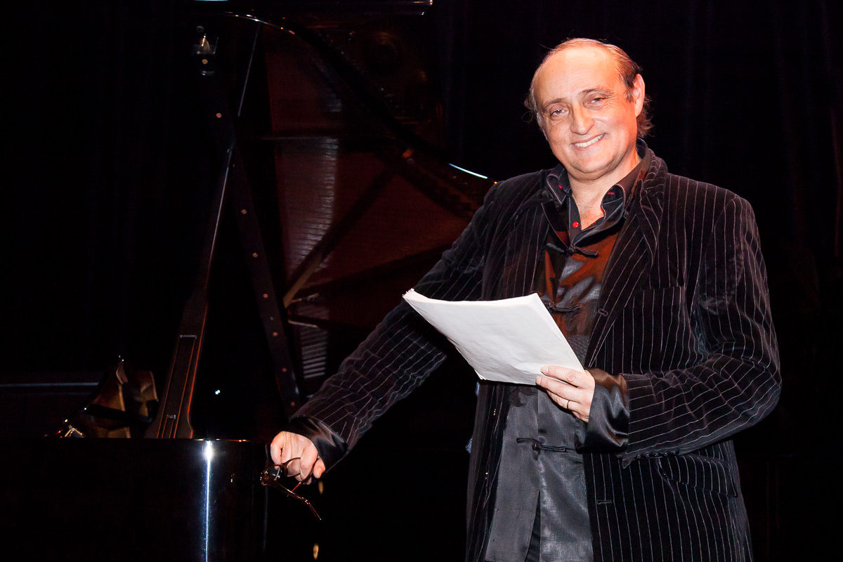 Daniel Mesguich, comédien et metteur en scène